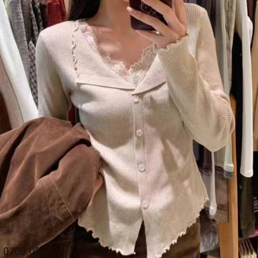 26HA0709.03 - ÁO LEN NỮ VIỀN REN