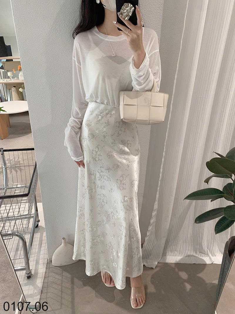 26HA0107.06 - CHÂN VÁY OMALAE SATIN IN HÌNH BƯỚM