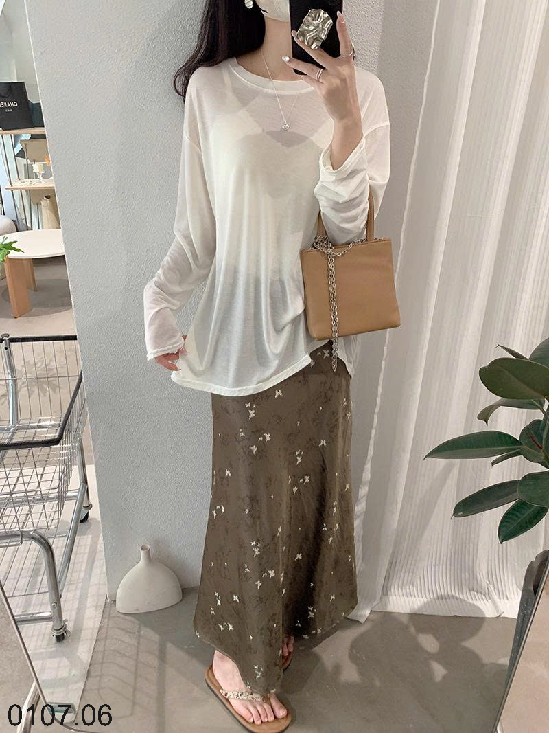 26HA0107.06 - CHÂN VÁY OMALAE SATIN IN HÌNH BƯỚM
