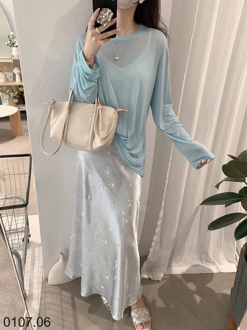 26HA0107.06 - CHÂN VÁY OMALAE SATIN IN HÌNH BƯỚM
