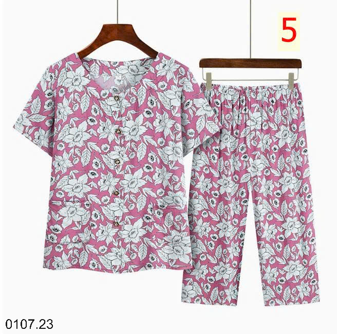 26HA0107.23 - BỘ HOA TRUNG NIÊN MẶC NHÀ CHO MẸ