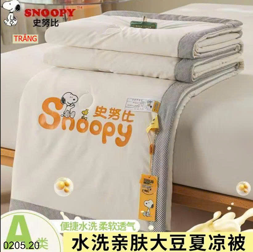 26HA0205.20 - CHĂN SNOOPY