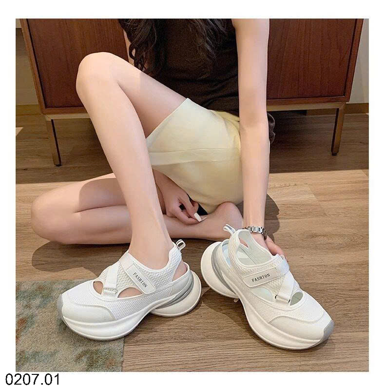 26HA0207.01 - GIÀY THỂ THAO THOÁNG KHÍ CHO NỮ