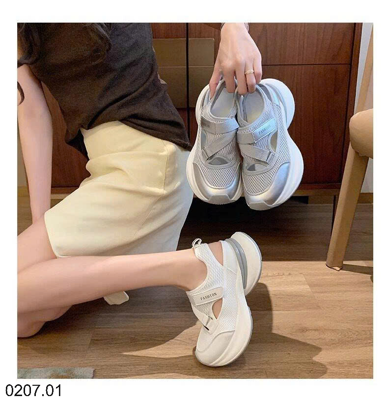 26HA0207.01 - GIÀY THỂ THAO THOÁNG KHÍ CHO NỮ