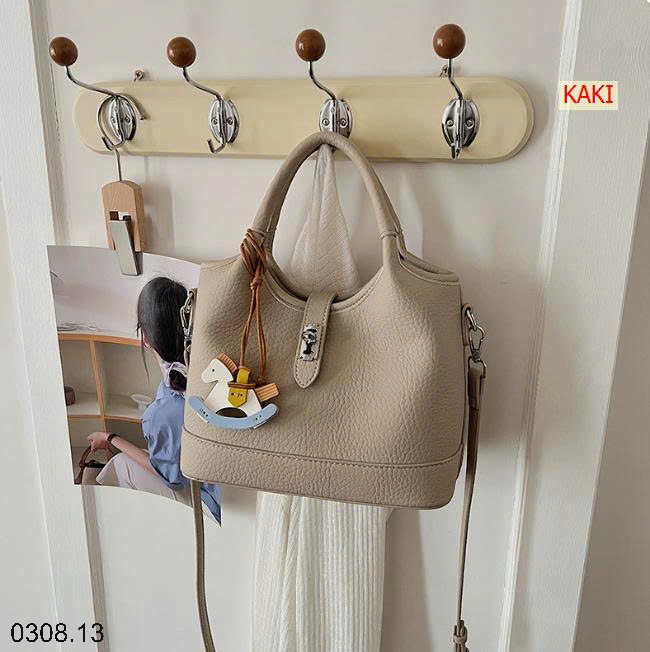 26HA0308.13 - TÚI XÁCH NỮ MÓC NGỰA