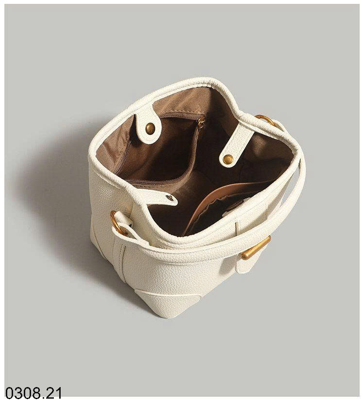 26HA0308.21 - TÚI XÁCH MANDU RICH CHO NỮ