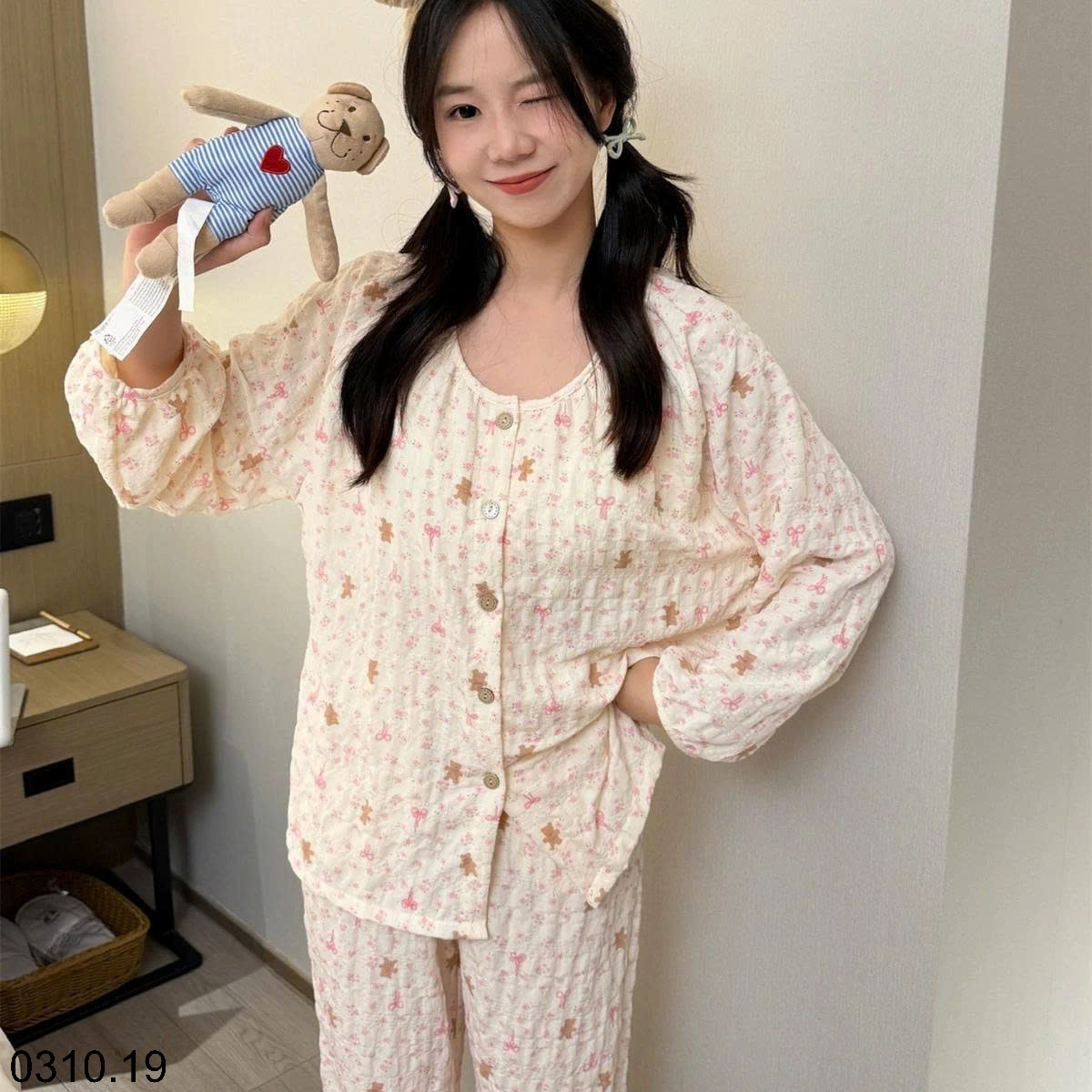 26HA0310.19 - BỘ ĐỒ NGỦ DÀI TAY TENCE