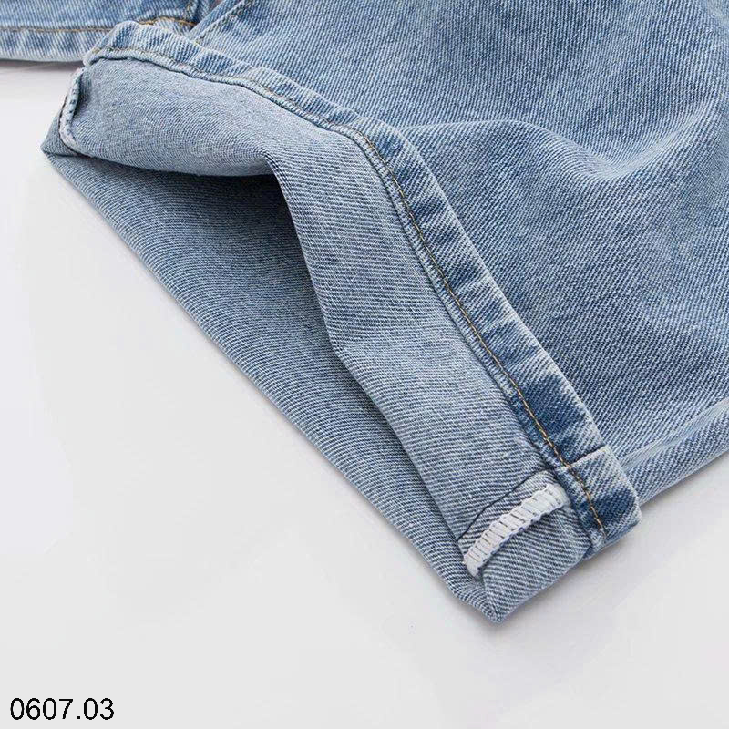 26HA0607.03 - JEAN ỐNG XUÔNG NỮ