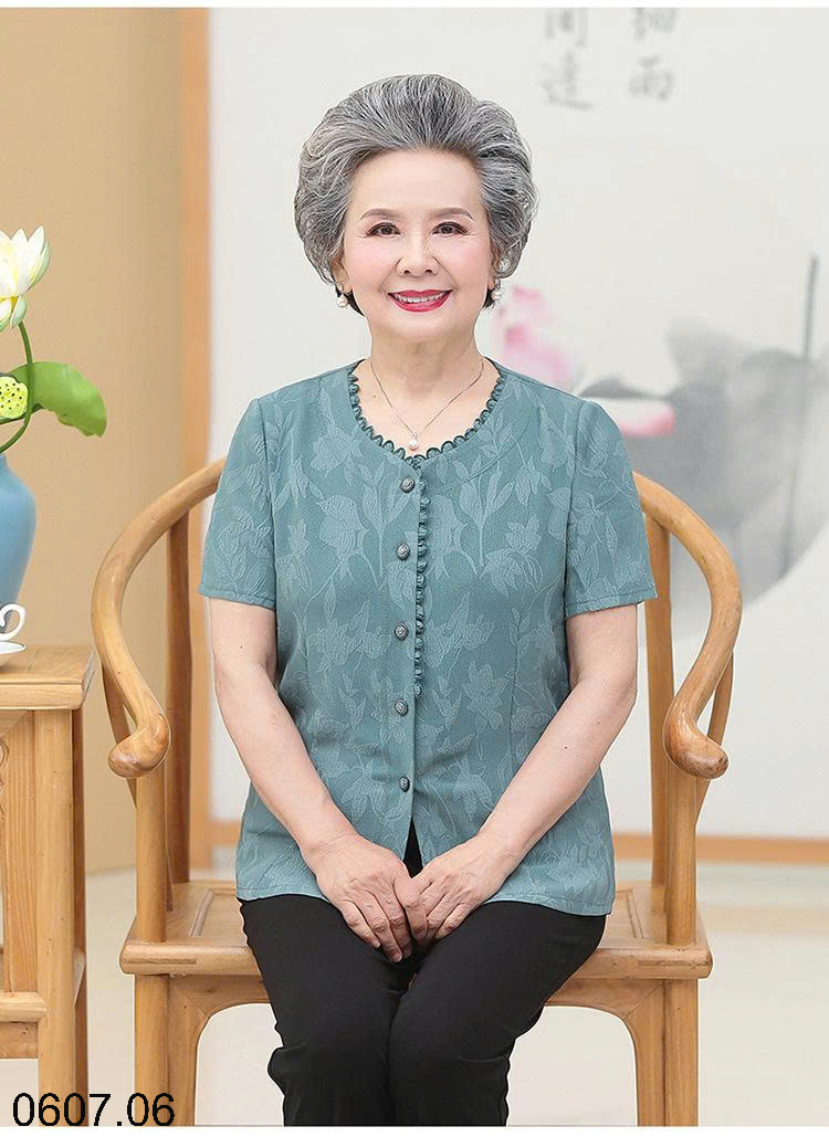 26HA0607.06 - BỘ TRUNG NIÊN QUẢNG CHÂU TẶNG BÀ