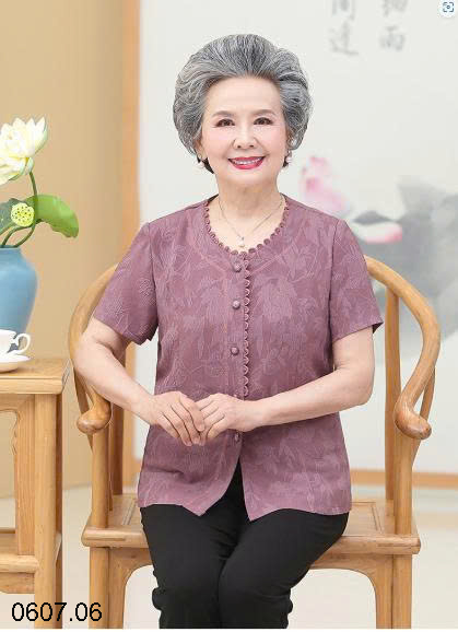 26HA0607.06 - BỘ TRUNG NIÊN QUẢNG CHÂU TẶNG BÀ