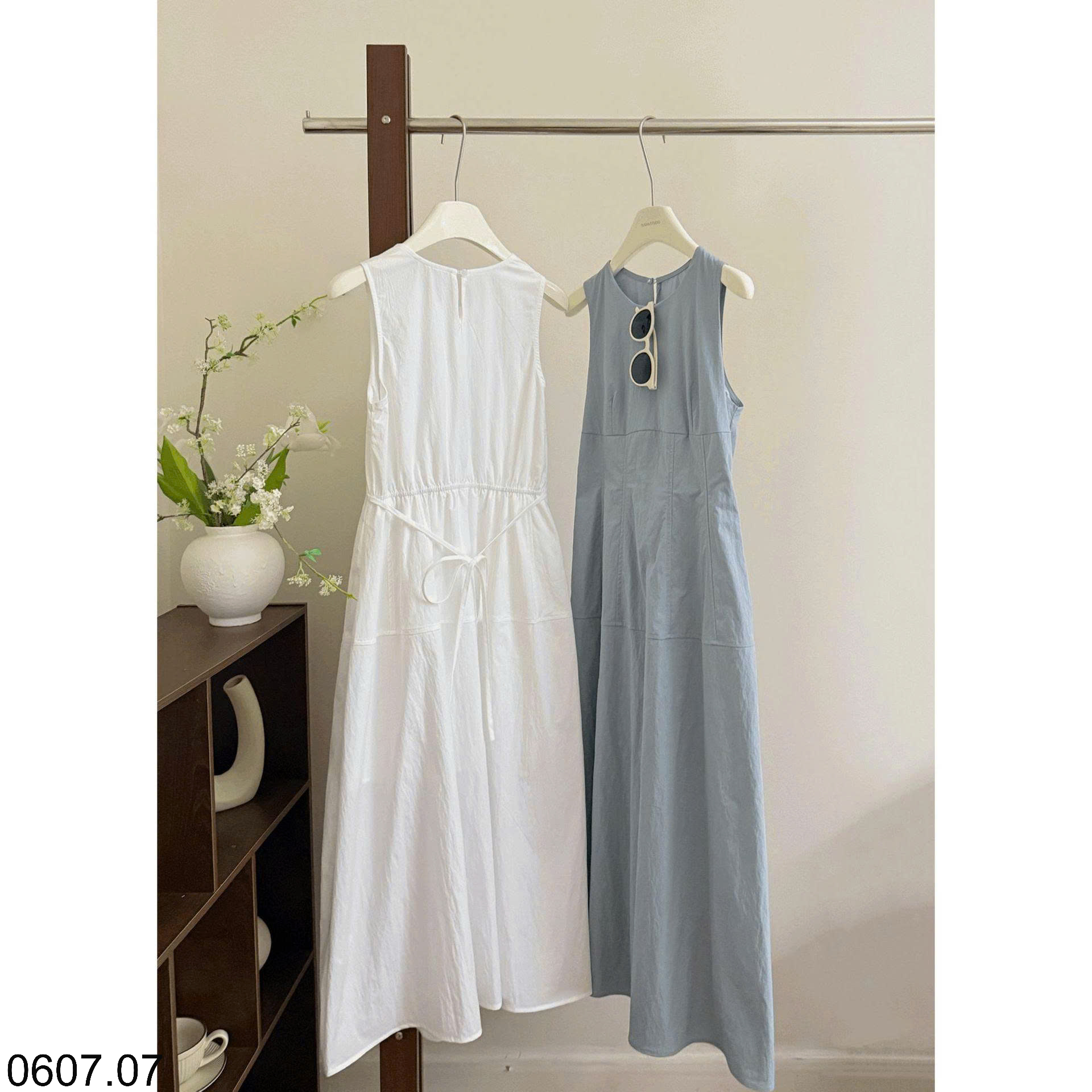 26HA0607.07 - ĐẦM DÀI KHÔNG TAY CHO NỮ
