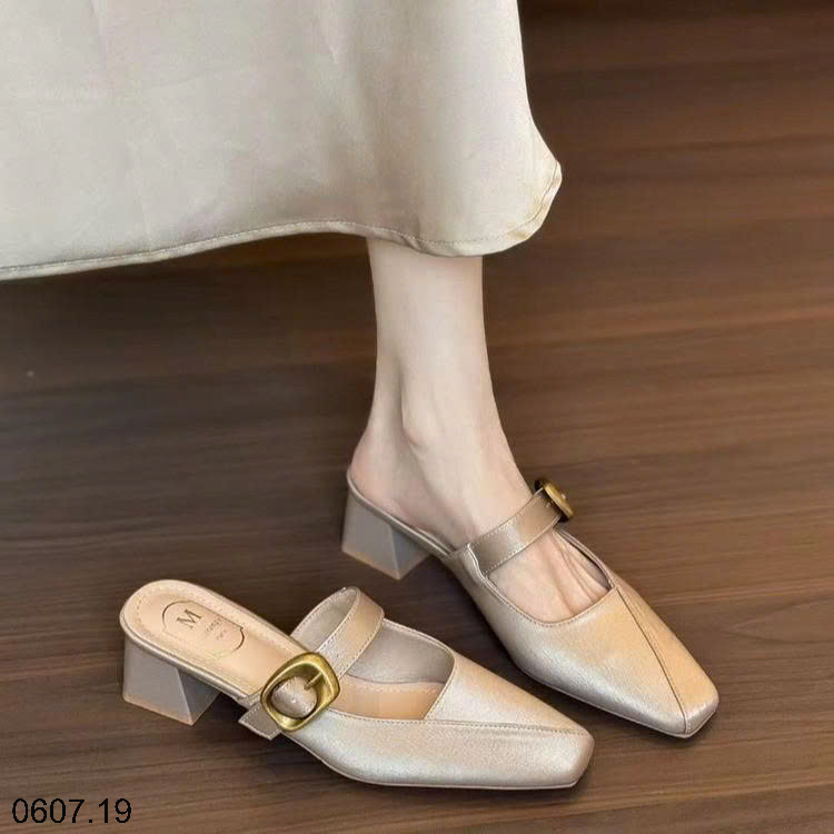 26HA0607.19 - SỤC MARRY JANE GÓT VUÔNG
