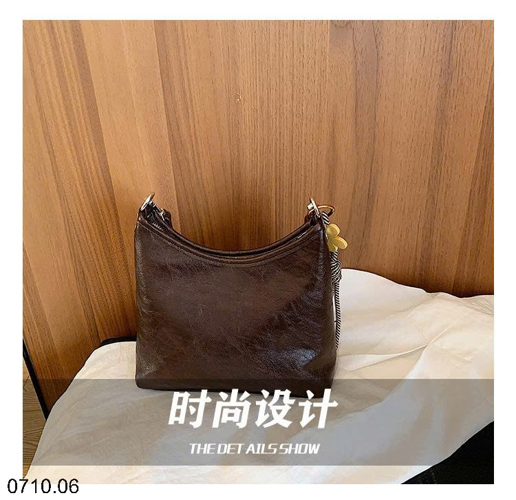 26HA0710.06 - TÚI XÁCH RETRO CHO NỮ