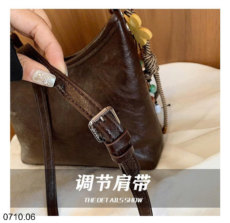 26HA0710.06 - TÚI XÁCH RETRO CHO NỮ