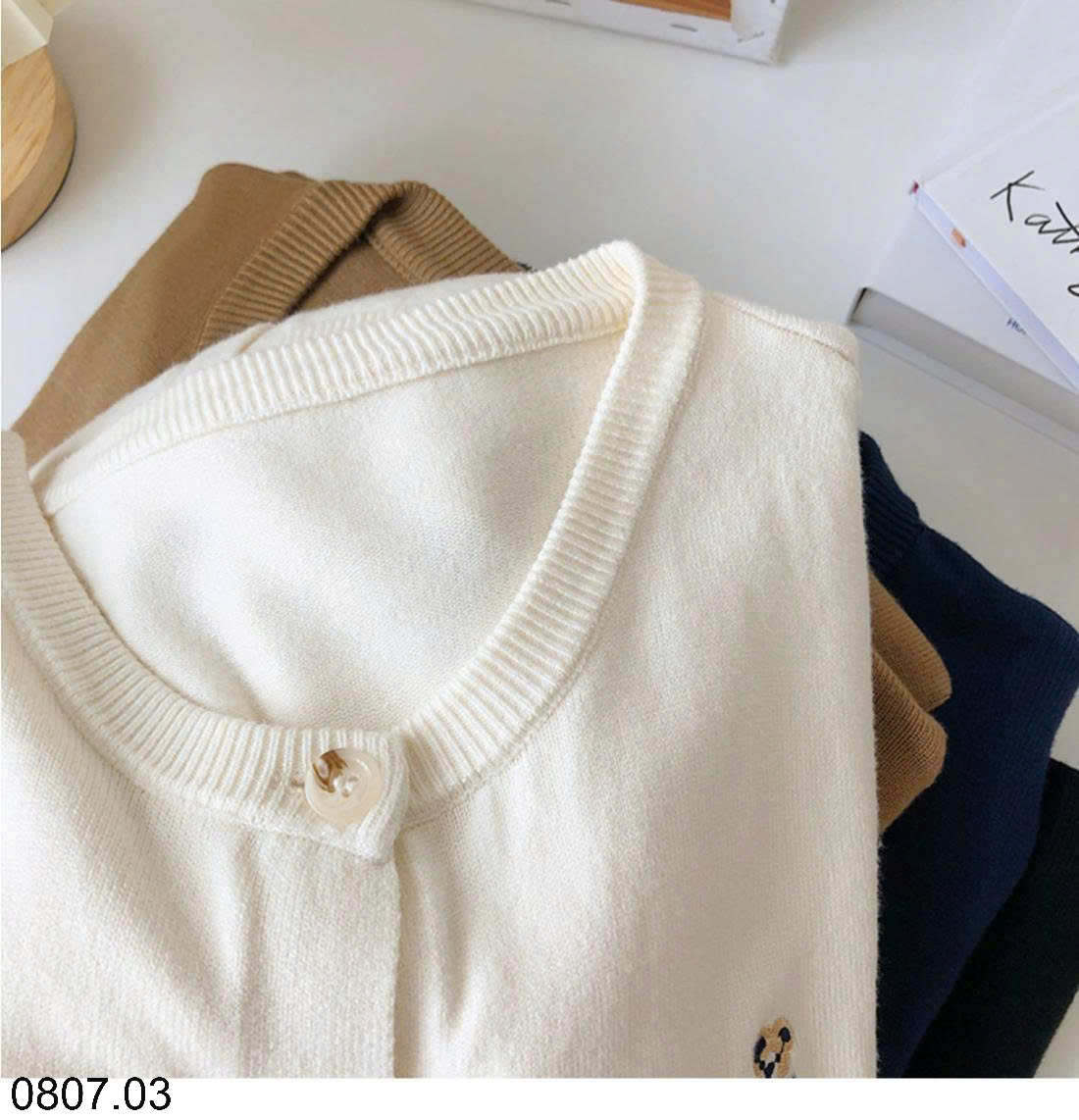 26HA0807.03 - CARDIGAN LEN THÊU HÌNH GẤU