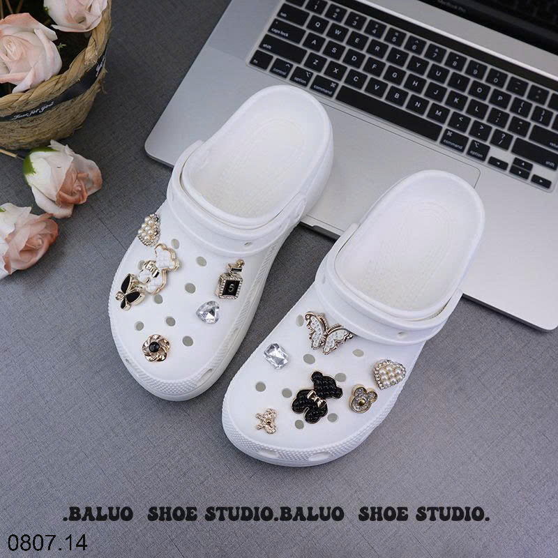 26HA0807.14 - SỤC EVA KÈM STICKER