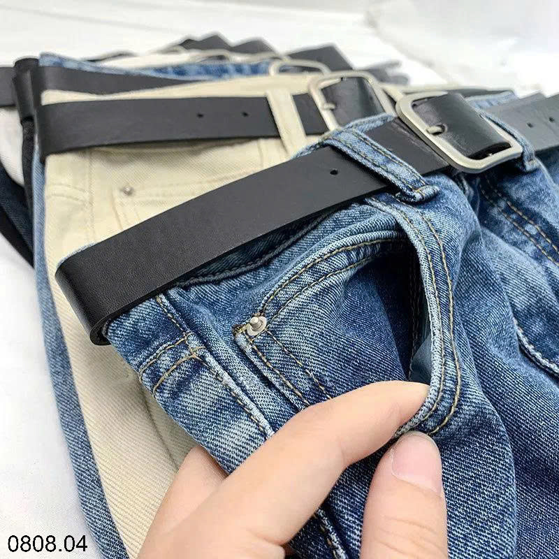 26HA0808.04 - QUẦN JEAN ỐNG ĐỨNG NỮ