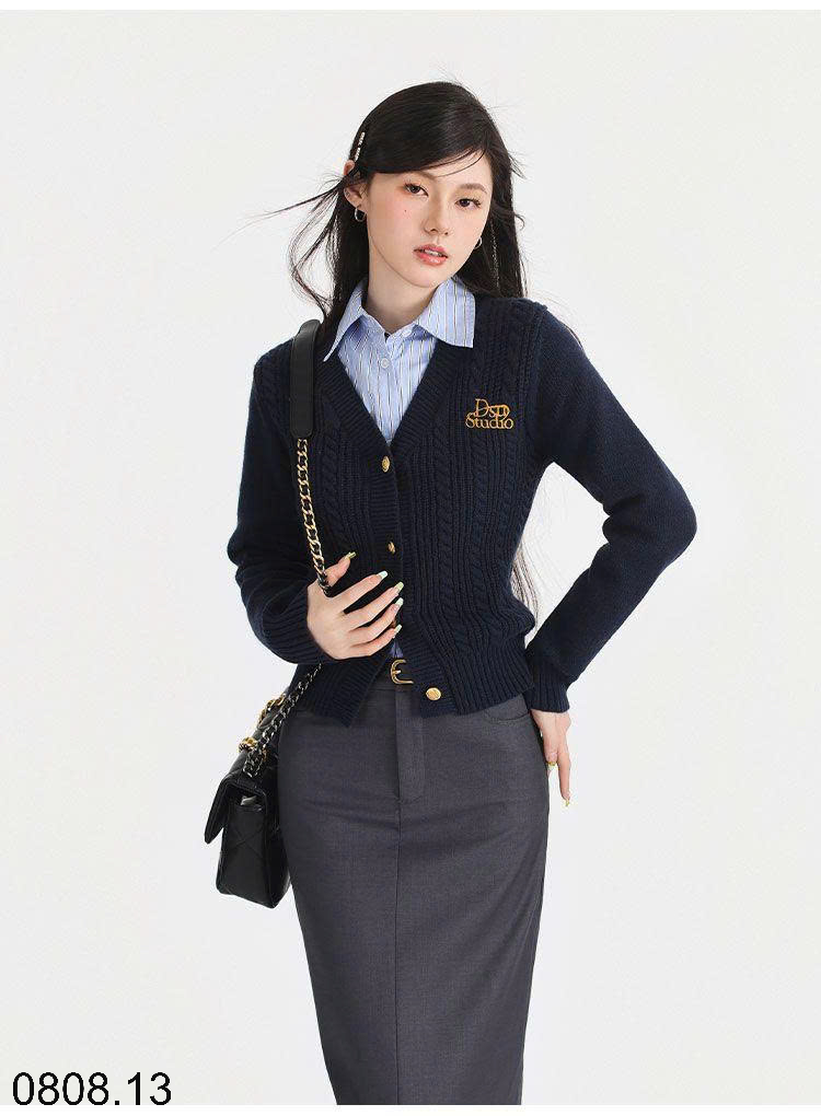 26HA0808.13 - ÁO CARDIGAN CỔ V DESSU