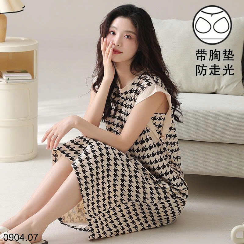 26HA0904.07 - VÁY NGỦ SÁT NÁCH KÈM BRA