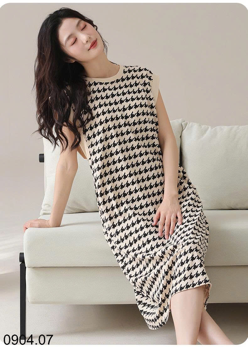 26HA0904.07 - VÁY NGỦ SÁT NÁCH KÈM BRA