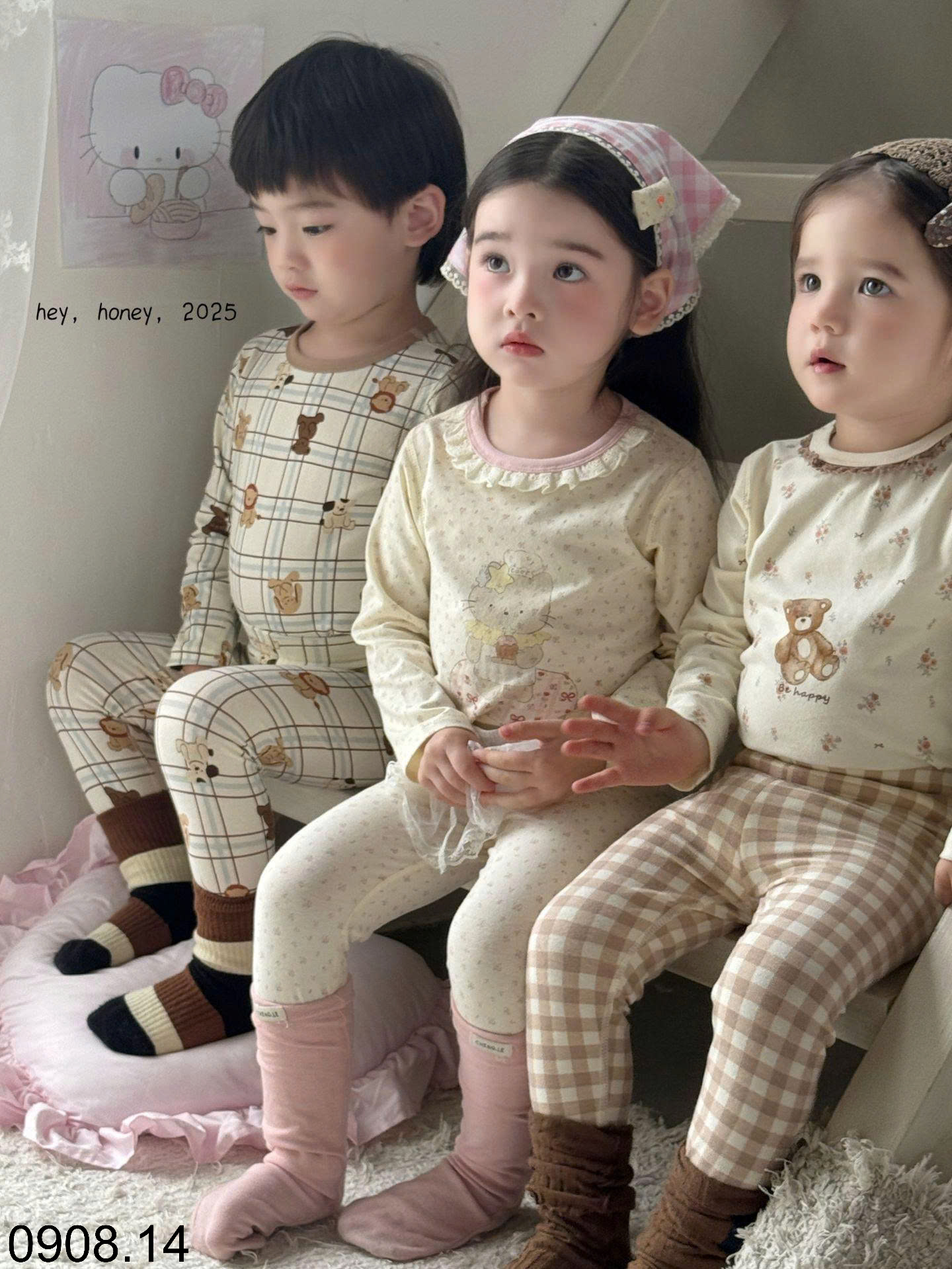 26HA0908.14 - BỘ HEY HONEY MẶC NHÀ CHO BÉ