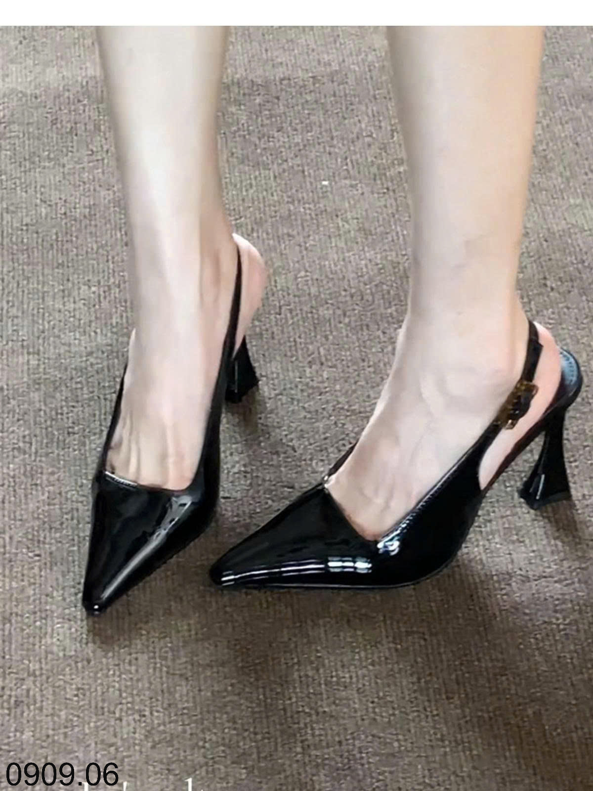 26HA0909.06 - GIÀY SANDAL MŨI NHỌN NỮ