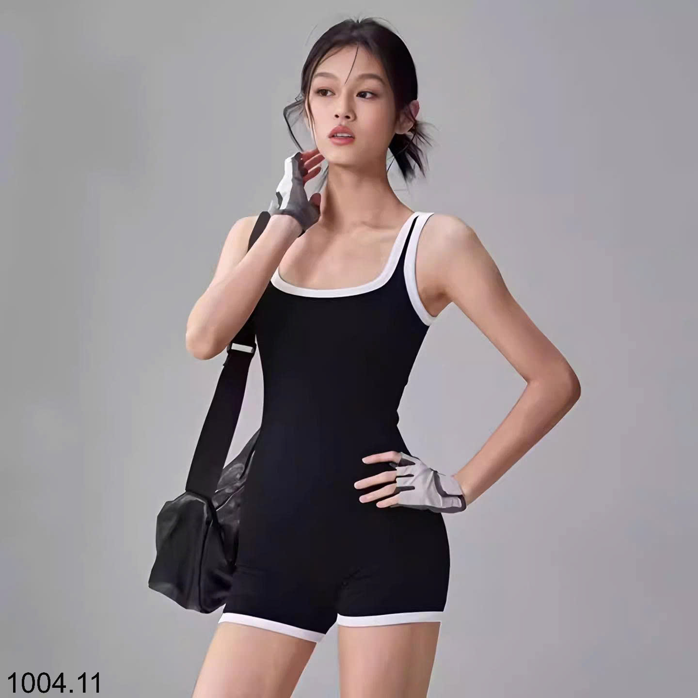 26HA1004.11 - BỘ TẮM LIỀN THÂN NỮ