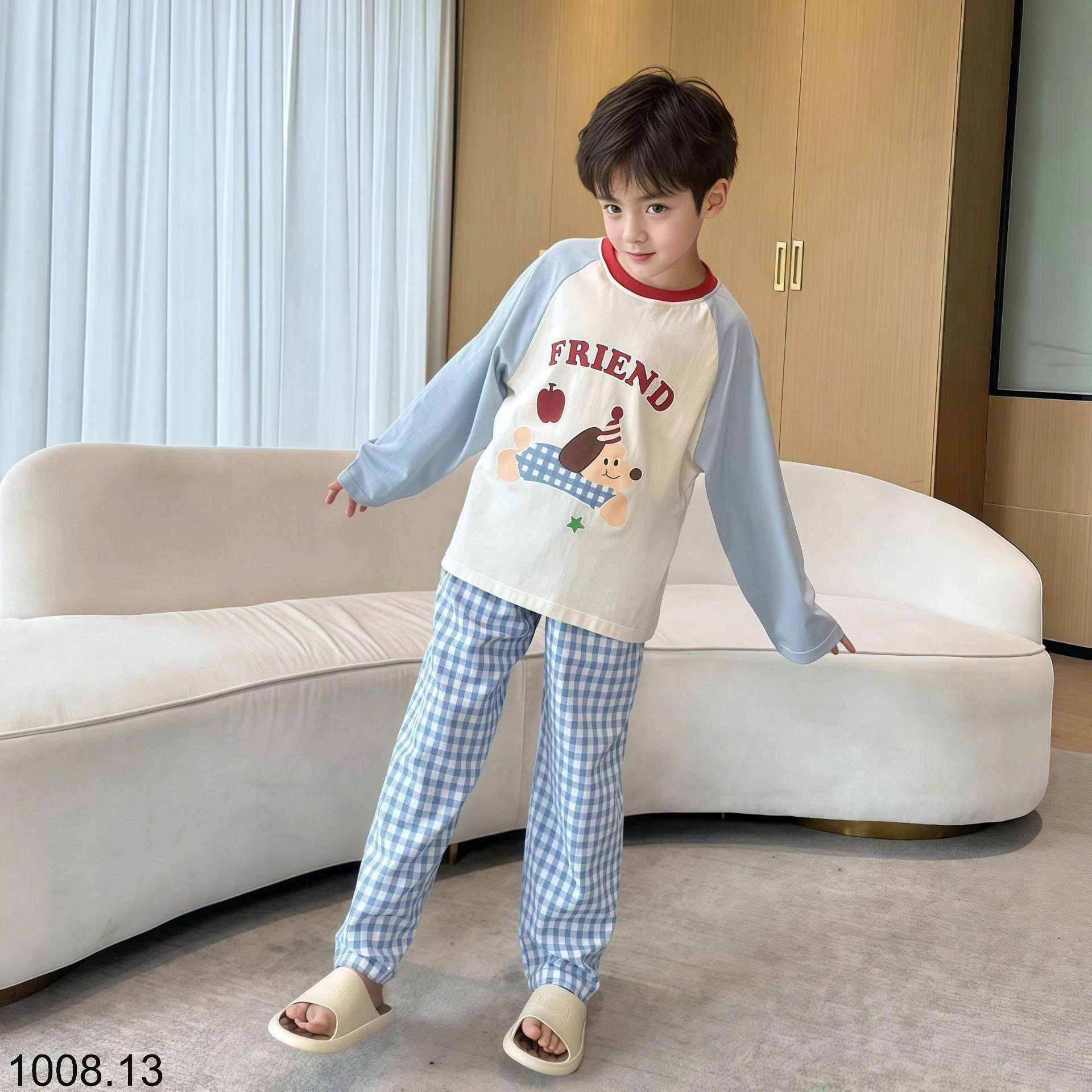 26HA1008.13 - BỘ NỈ FRIEND CHO BÉ