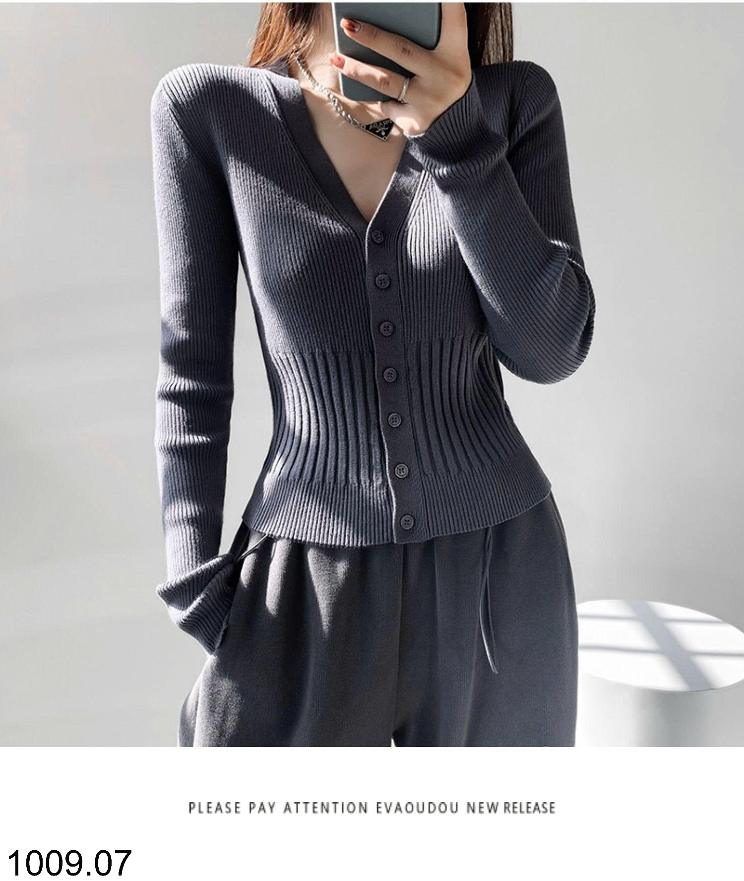 26HA1009.07 - ÁO LEN CARDIGAN DỆT KIM CỔ CHỮ V PHONG CÁCH