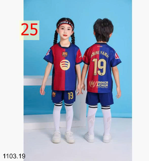 26HA1103.19 - BỘ THỂ THAO CHO BÉ YÊU