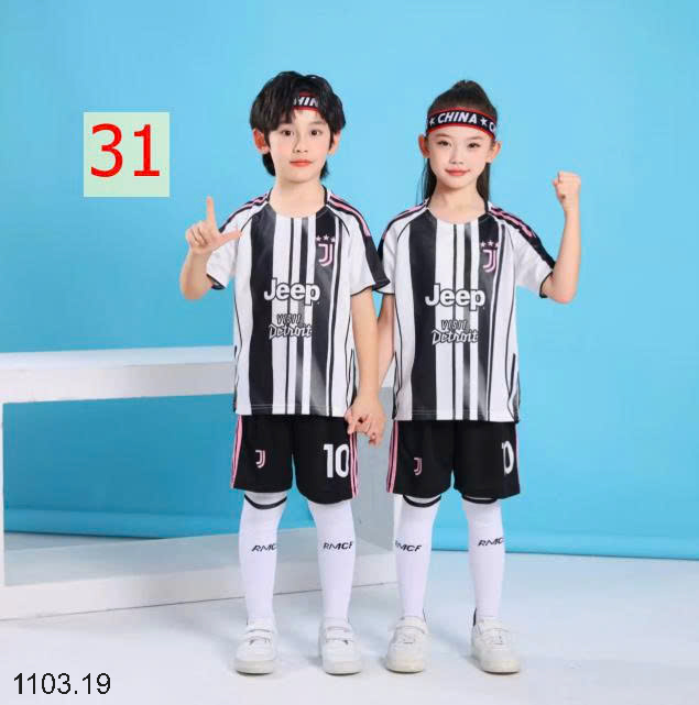 26HA1103.19 - BỘ THỂ THAO CHO BÉ YÊU