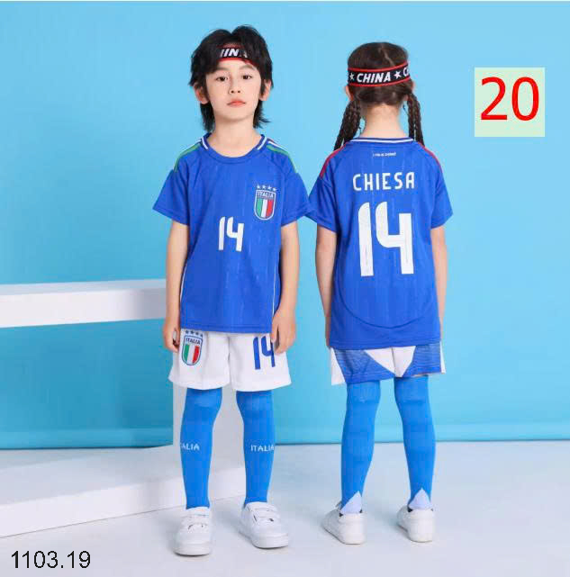 26HA1103.19 - BỘ THỂ THAO CHO BÉ YÊU