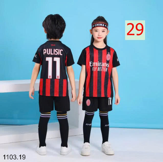 26HA1103.19 - BỘ THỂ THAO CHO BÉ YÊU