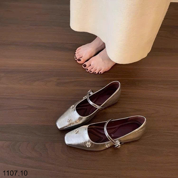 26HA1107.10 - GIÀY MARRY JANE ĐẾ THẤP ĐÍNH HOA