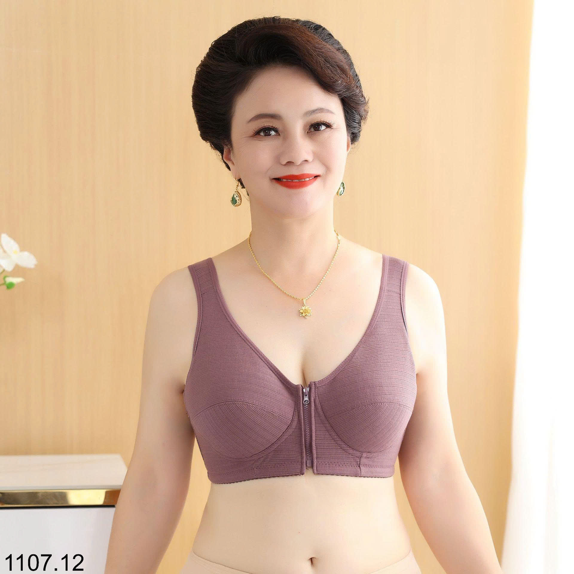 26HA1107.12 - SET 2 ÁO NGỰC TRUNG NIÊN KÉO KHÓA TRƯỚC