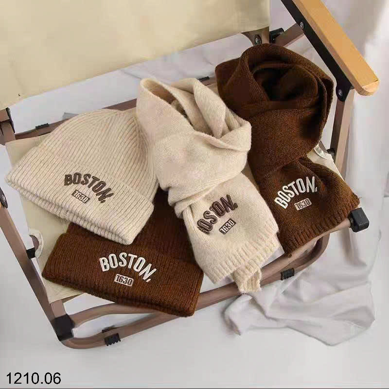 26HA1210.06 - SET KHĂN VÀ MŨ LEN BOSTON CHO BÉ