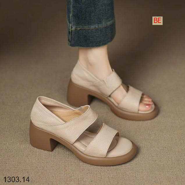 26HA1303.14 - SANDAL GÓT VUÔNG ĐẾ MỀN