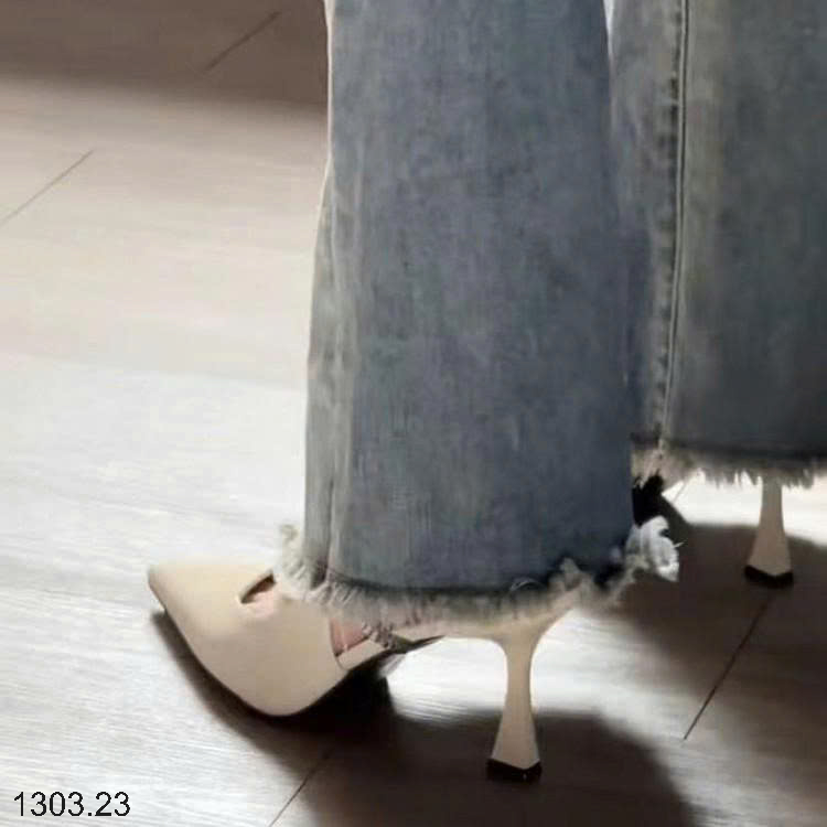 26HA1303.23 - GIÀY CAO GÓT MŨI NHỌN NỮ