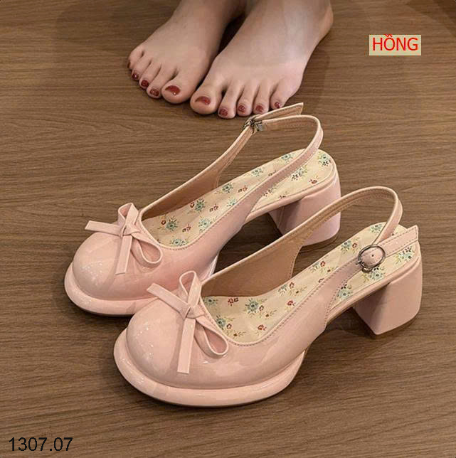 26HA1307.07 - GIÀY SANDAL HỞ GÓT ĐẾ VUÔNG NỮ