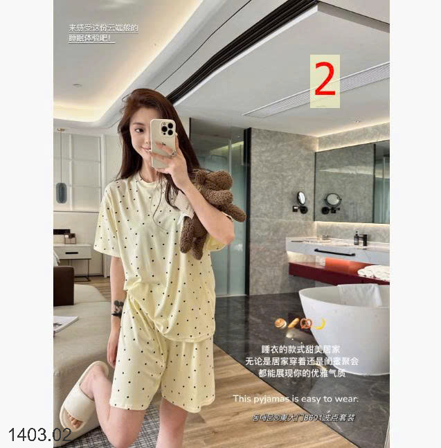 26HA1403.02 - BỘ ĐỒ NGỦ CHẤM BI KIỂU HÀN QUỐC DONGDAEMUN