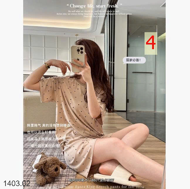 26HA1403.02 - BỘ ĐỒ NGỦ CHẤM BI KIỂU HÀN QUỐC DONGDAEMUN