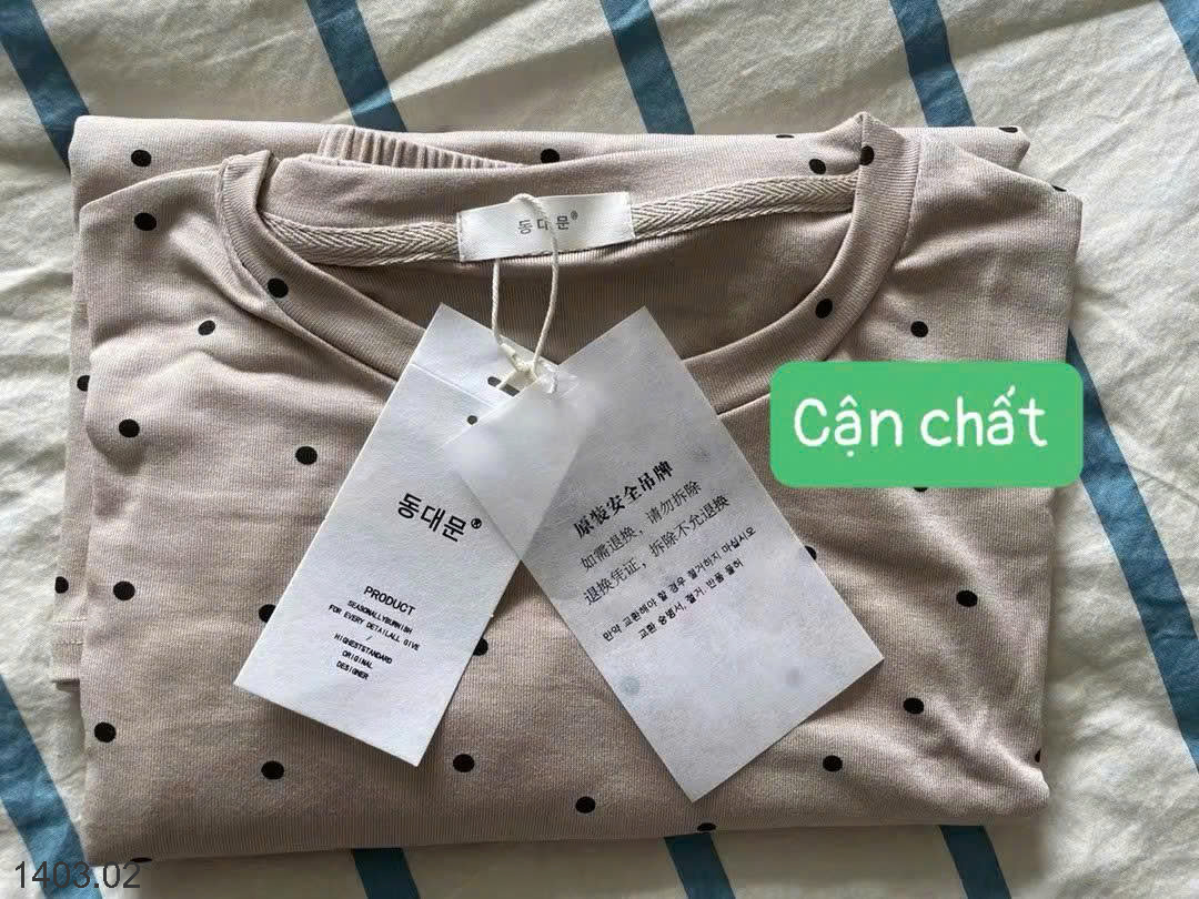 26HA1403.02 - BỘ ĐỒ NGỦ CHẤM BI KIỂU HÀN QUỐC DONGDAEMUN