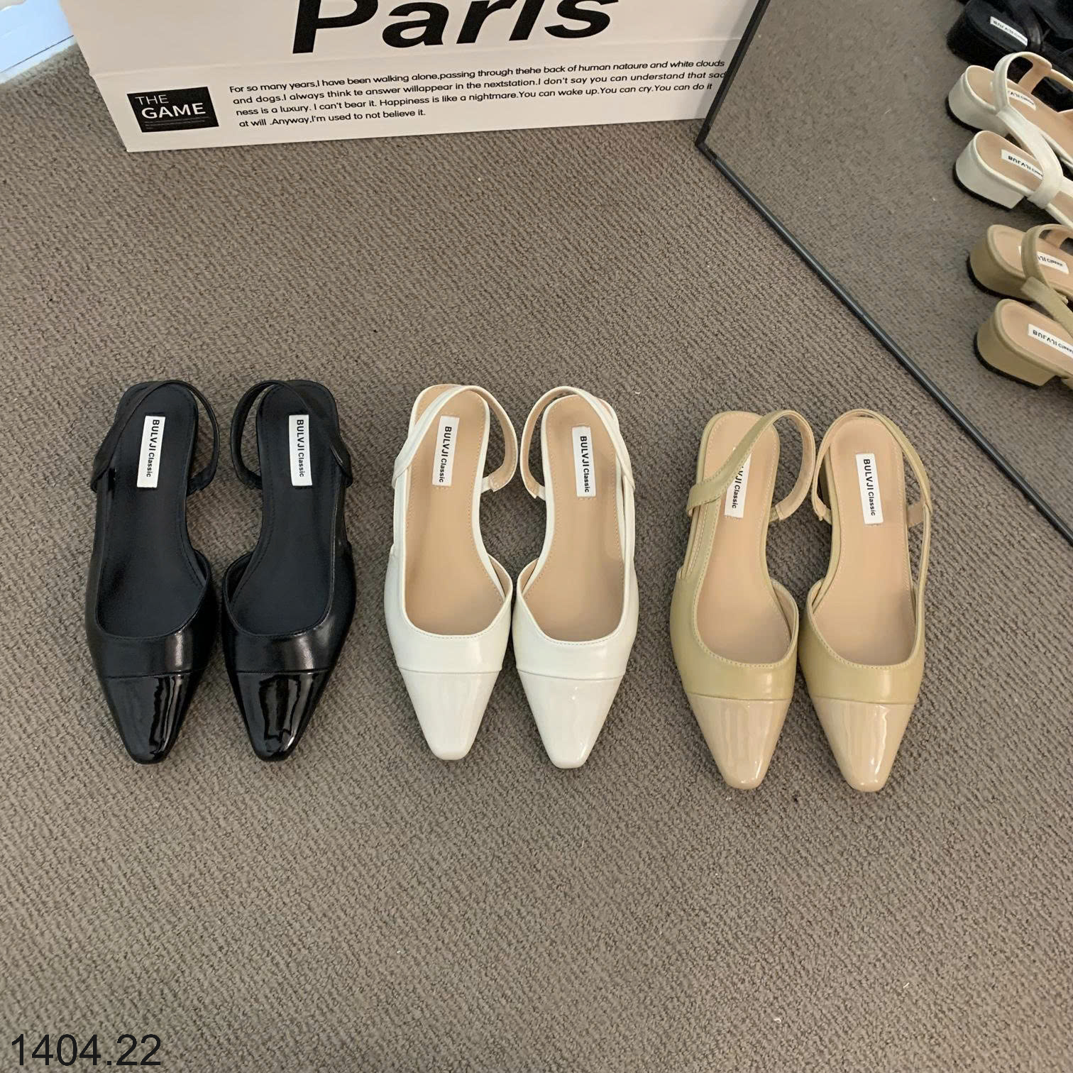 26HA1404.22 - GIÀY SANDAL ĐẾ THẤP MŨI KÍN