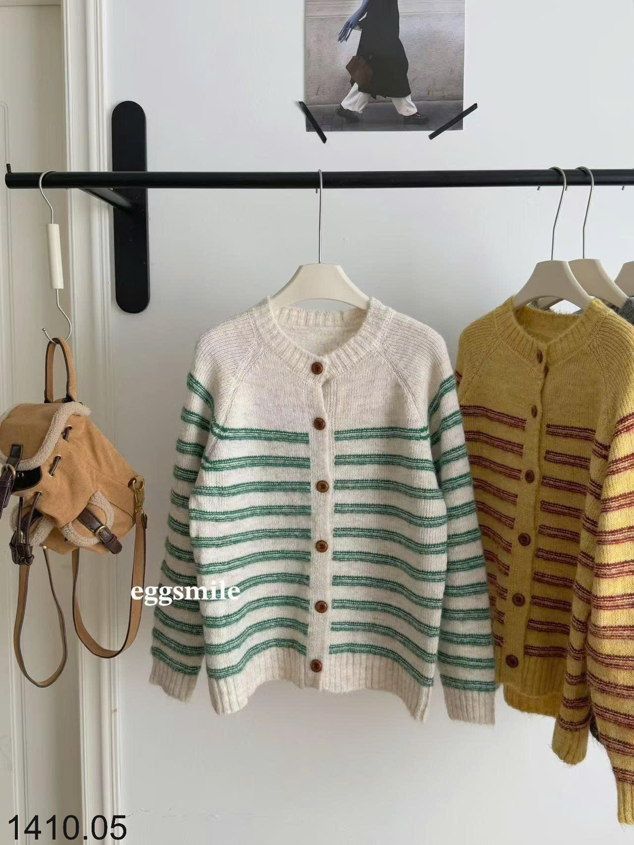 26HA1410.05 - ÁO LEN KẺ CARDIGAN EGG