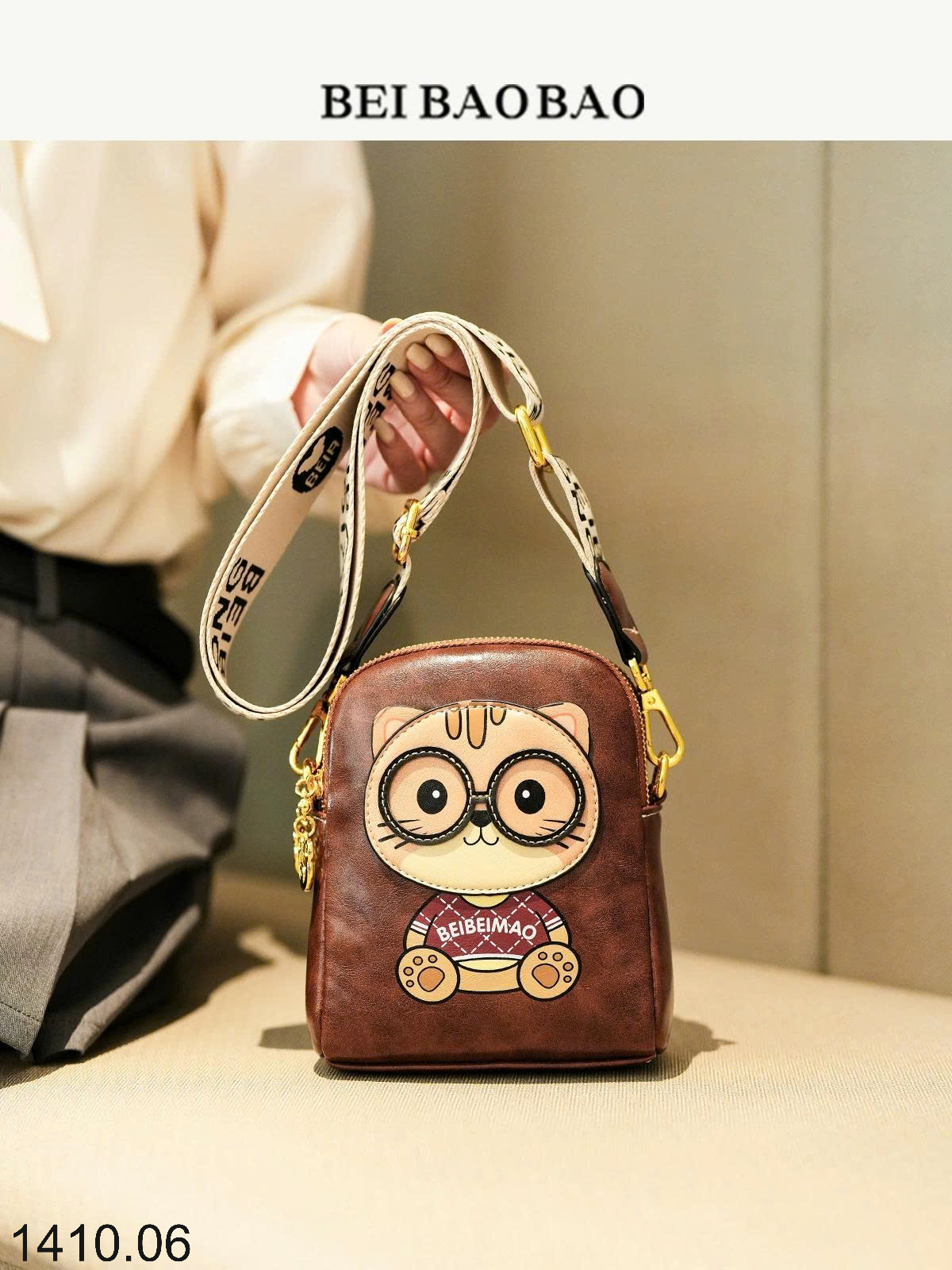 26HA1410.06 - TÚI MINI ĐEO CHÉO BAOBAO