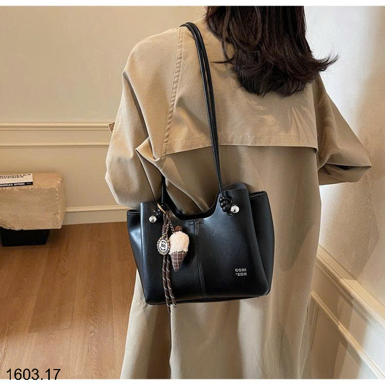 26HA1603.17 - TÚI TOTE ĐEO VAI NỮ