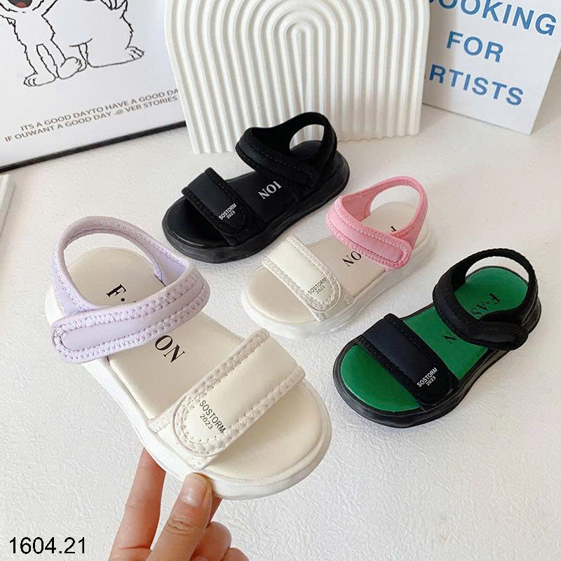 26HA1604.21 - SANDAL THỂ THAO ĐẾ MỀN CHO BÉ
