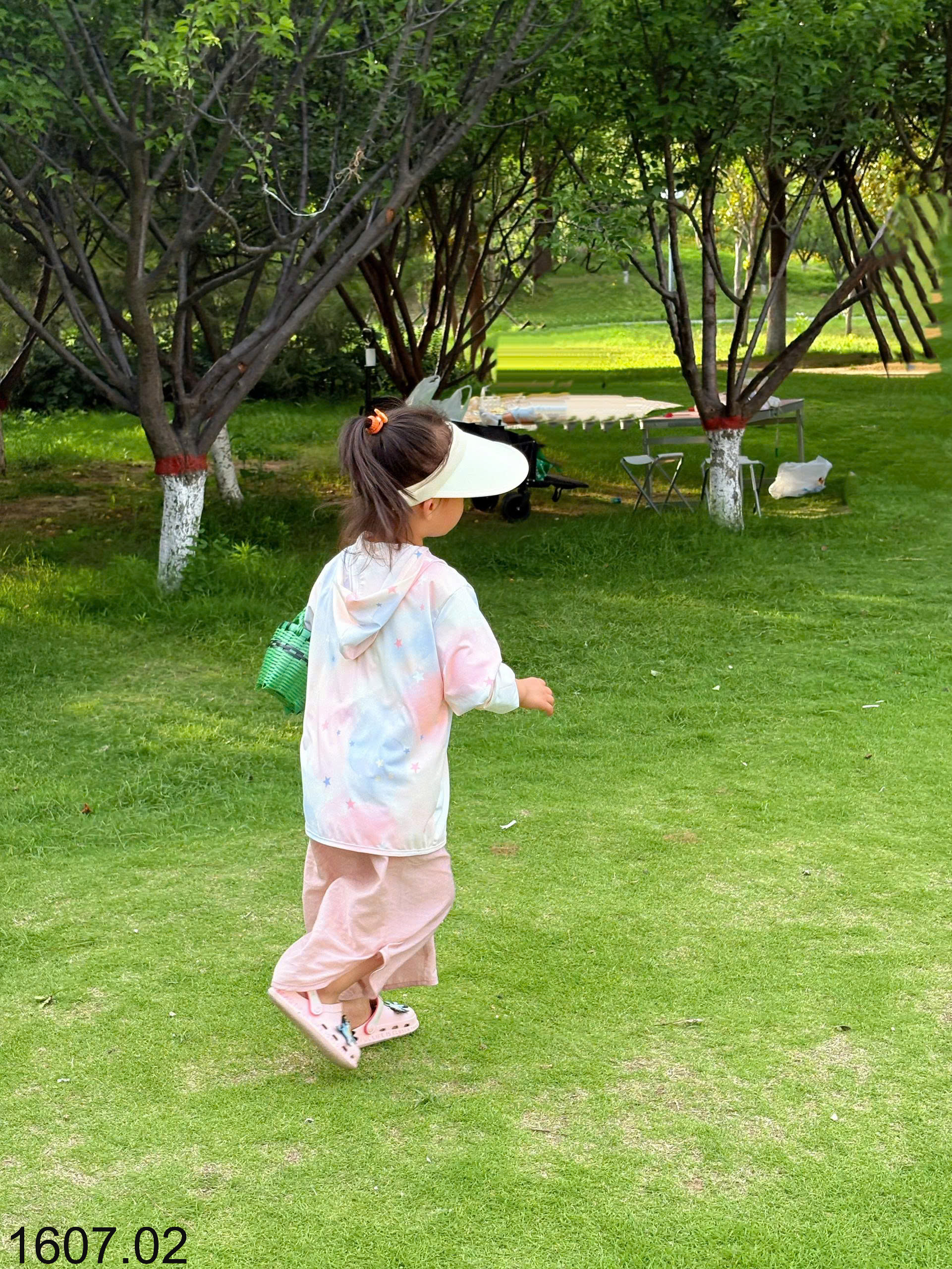 26HA1607.02 - ÁO CHỐNG NẮNG LOANG MÀU CHO BÉ