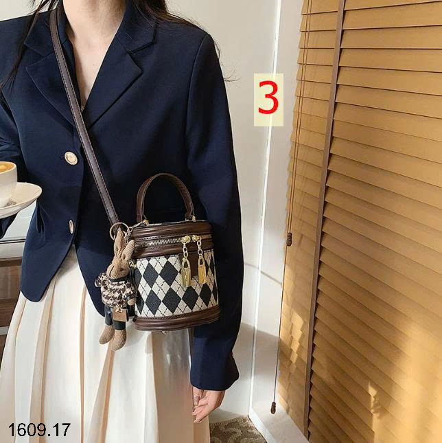 26HA1609.17 - TÚI TRỐNG THỎ XINH