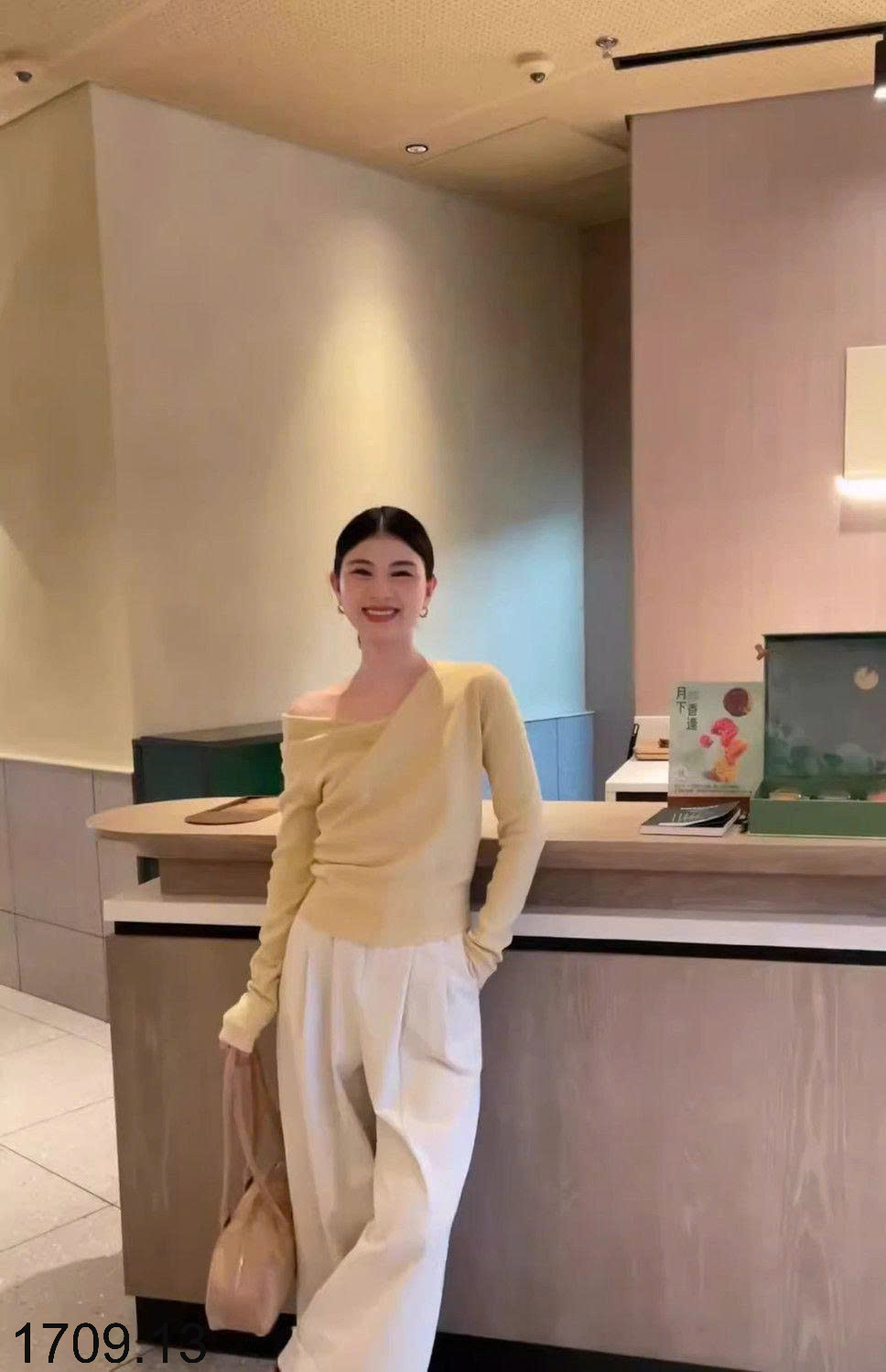26HA1709.13 - ÁO LEN CỔ ĐIỆU ĐÀ CHO NỮ